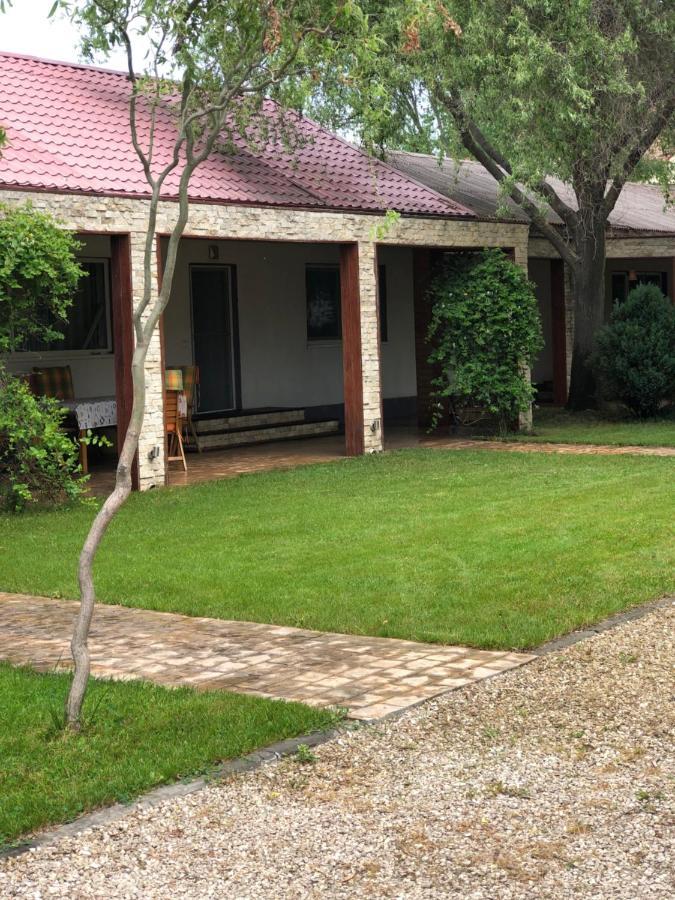 Вилла Casa Eric Нэводари Экстерьер фото