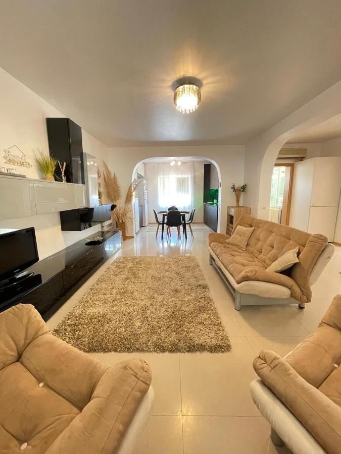 Вилла Casa Eric Нэводари Экстерьер фото